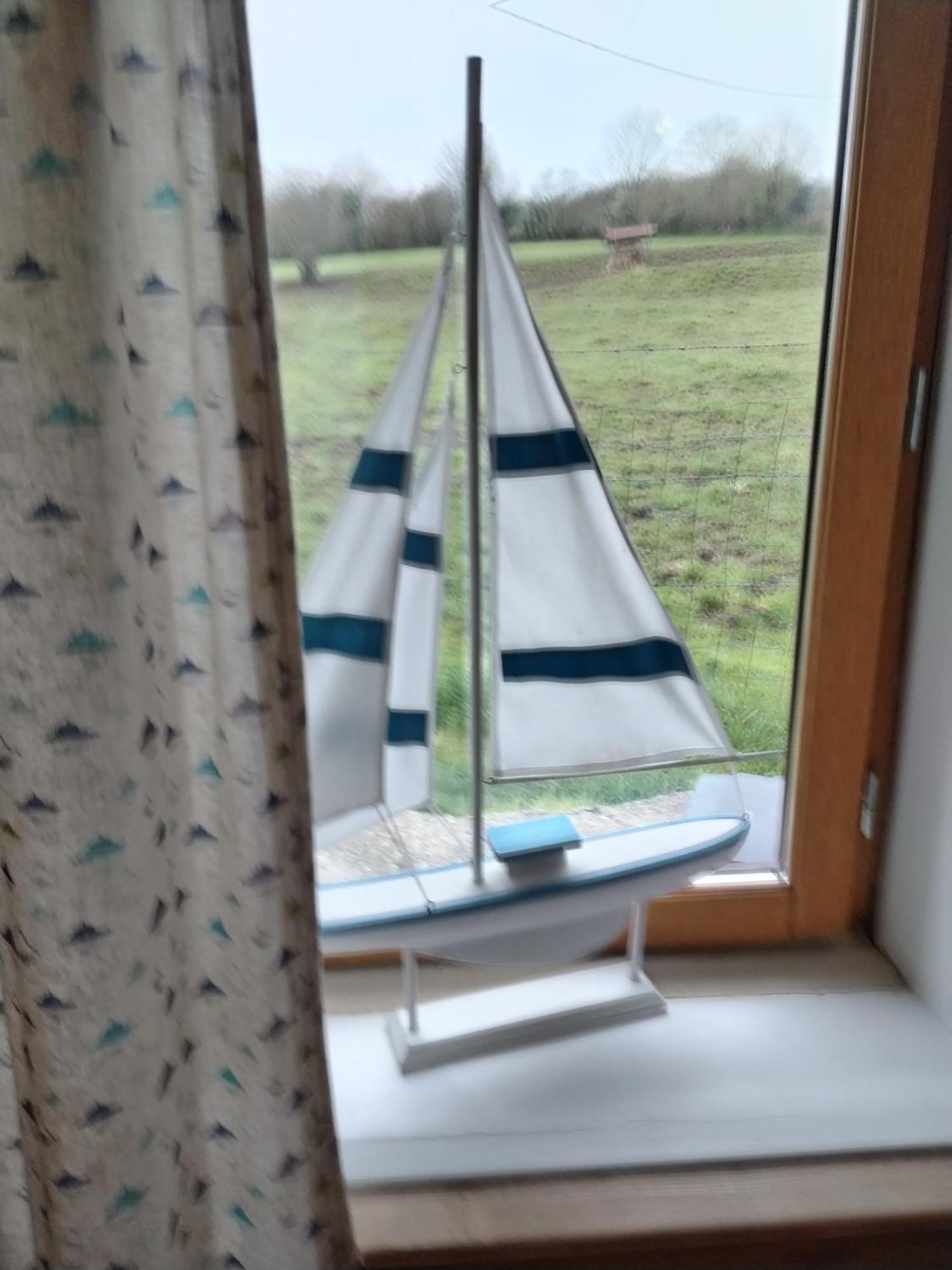 La Tour De Ver Gite Atypique Possibilite Table D'Hotes Sur Reservation Exteriör bild